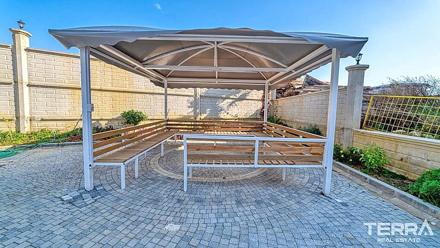 Furnished Apartment within a Comfortable Complex in Alanya, Avsallar - 94390