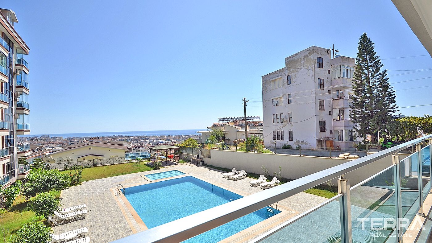 Fully Furnished Resale Alanya Apartment with Stunning Sea View - 84565
