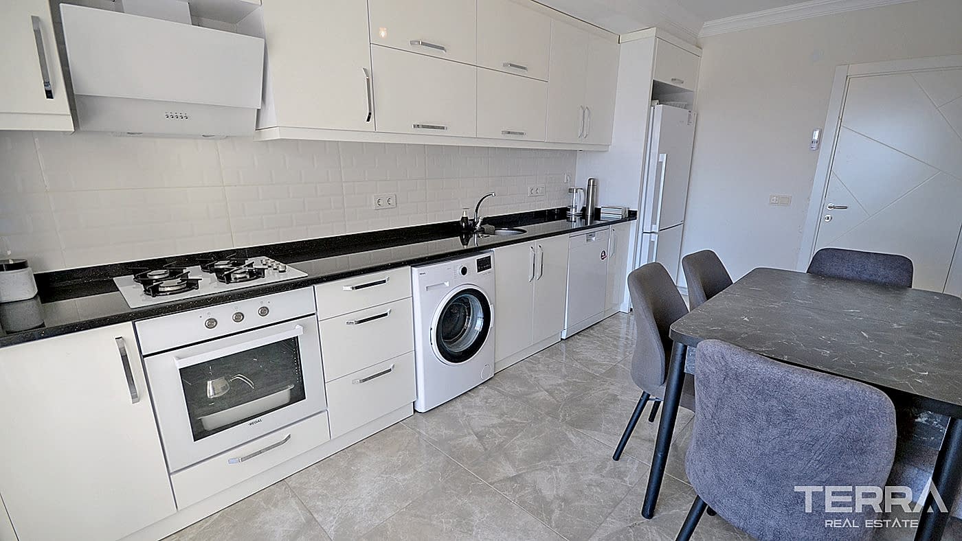 Fully Furnished Resale Alanya Apartment with Stunning Sea View - 84580