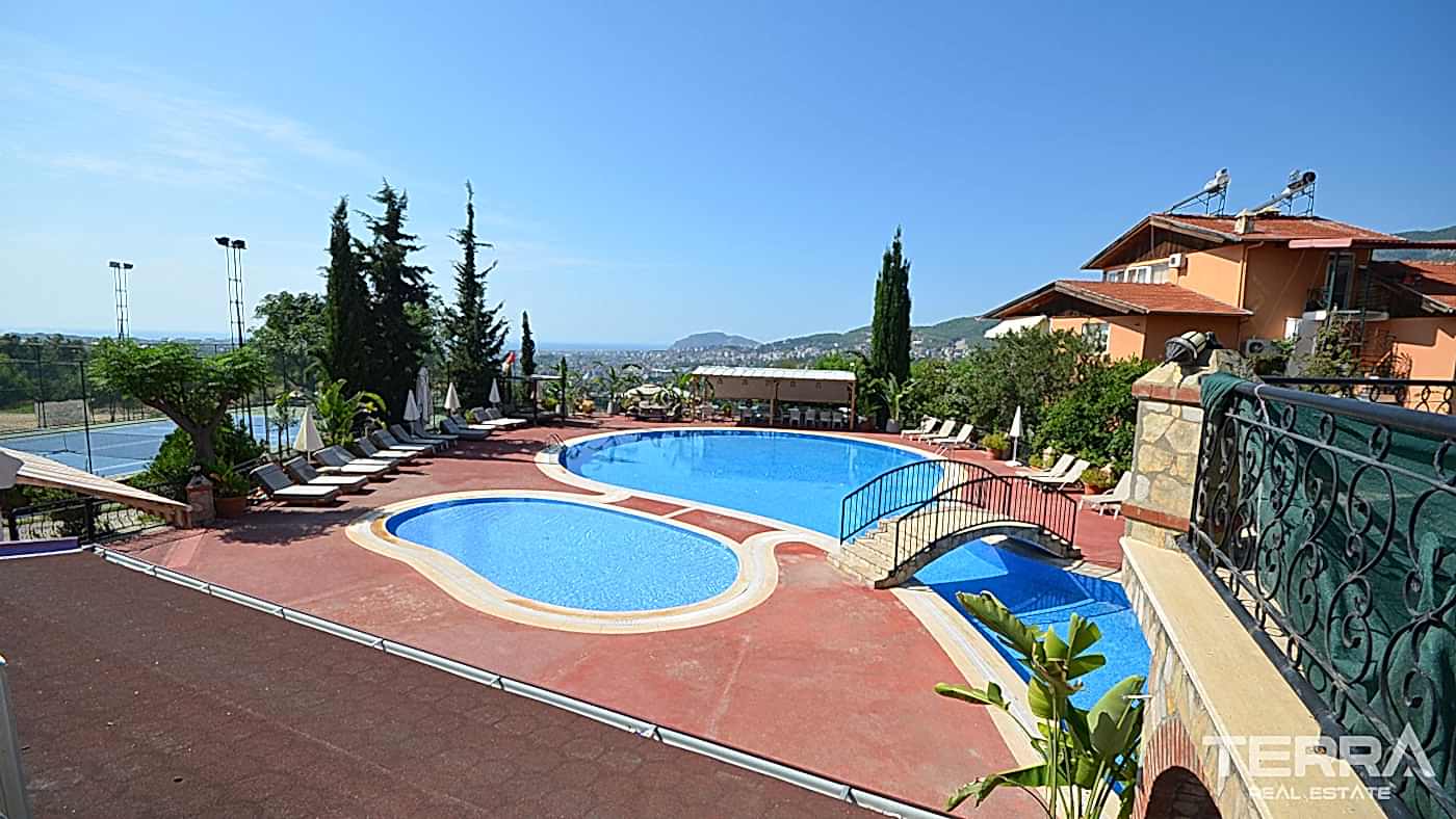 Three Resale Apartments in a Single Complex in a Tranquil Area of Oba - 86420