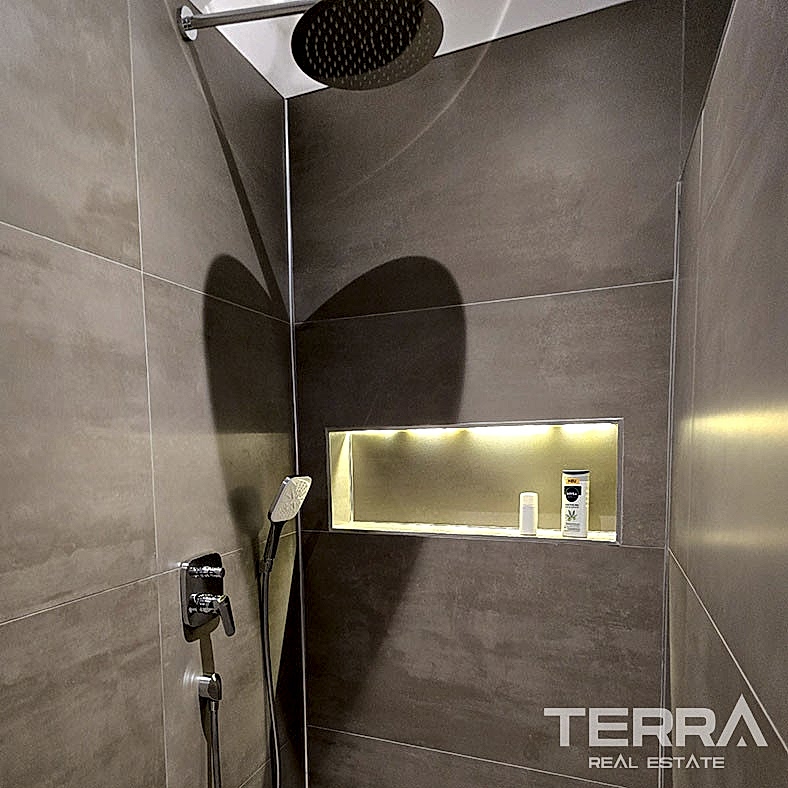 Three Resale Apartments in a Single Complex in a Tranquil Area of Oba - 109018