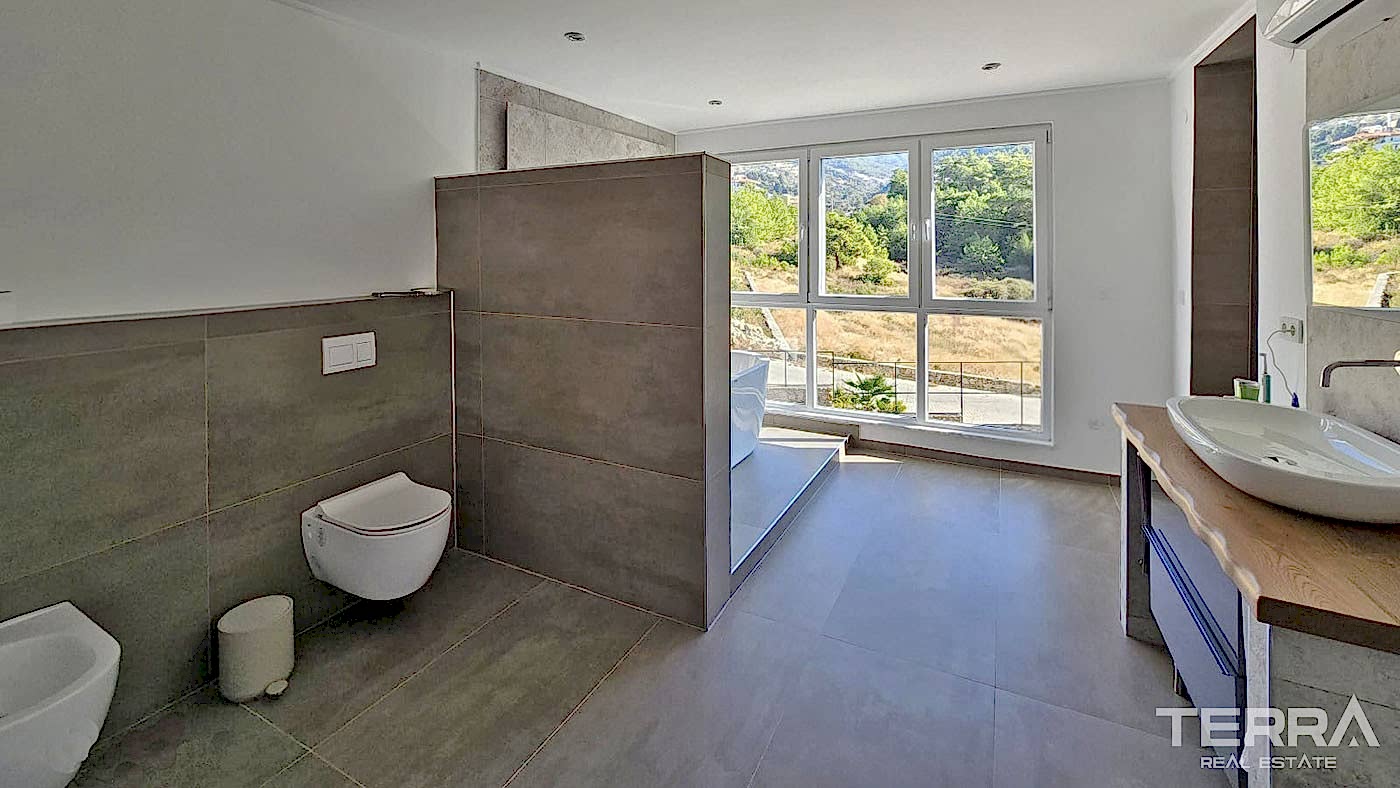 Three Resale Apartments in a Single Complex in a Tranquil Area of Oba - 109025