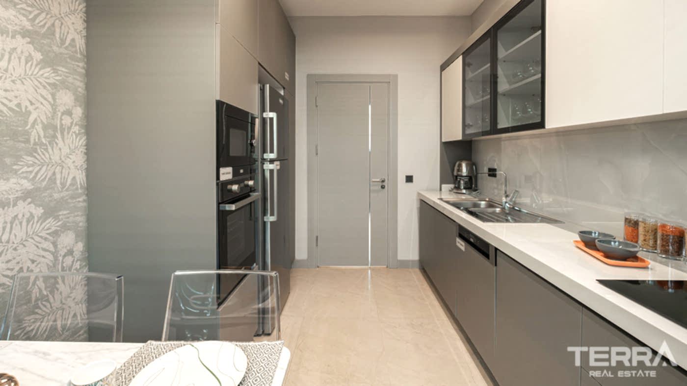 Exclusive Sea View Apartments for Sale in Istanbul, Kartal, Turkey - 102329