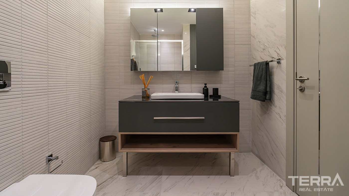 Exclusive Sea View Apartments for Sale in Istanbul, Kartal, Turkey - 102339