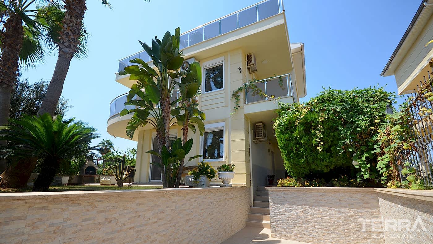 Villa for Sale in Konaklı, Alanya, Turkey