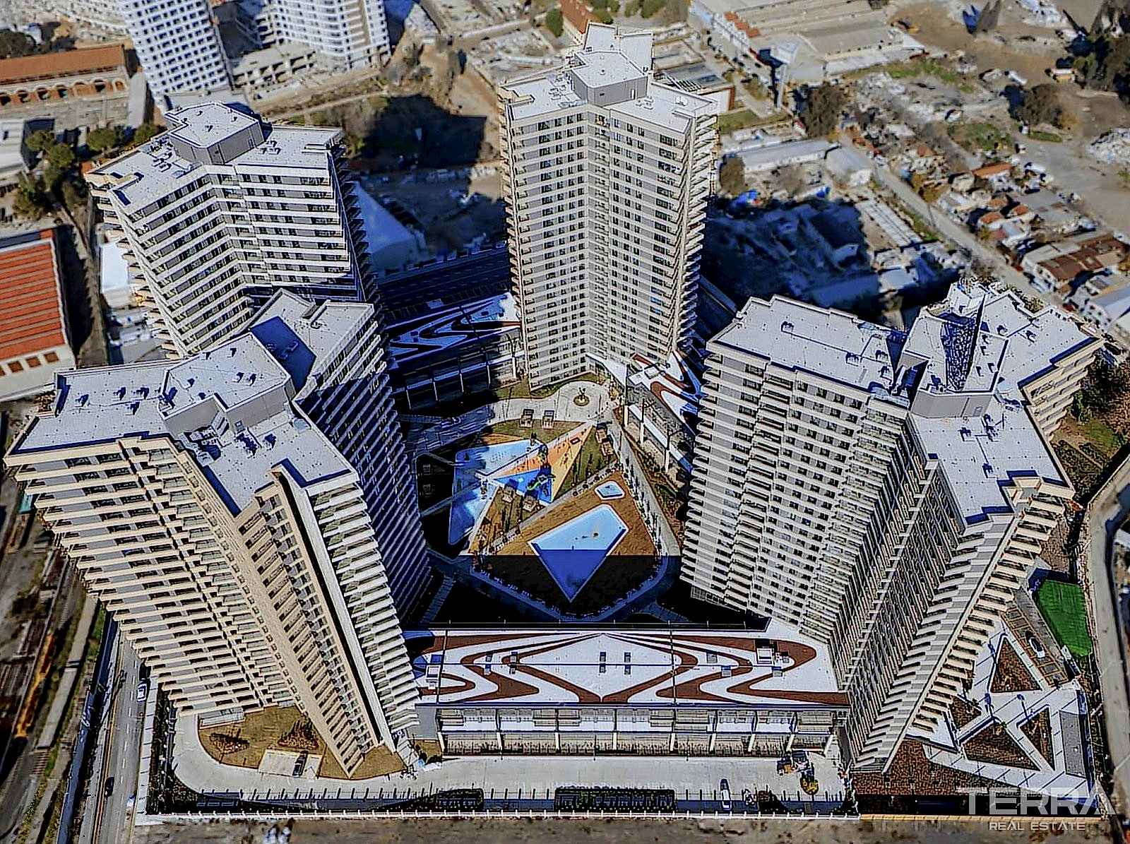 Centrally Located Apartments in Konak, Izmir, Turkey - 106365