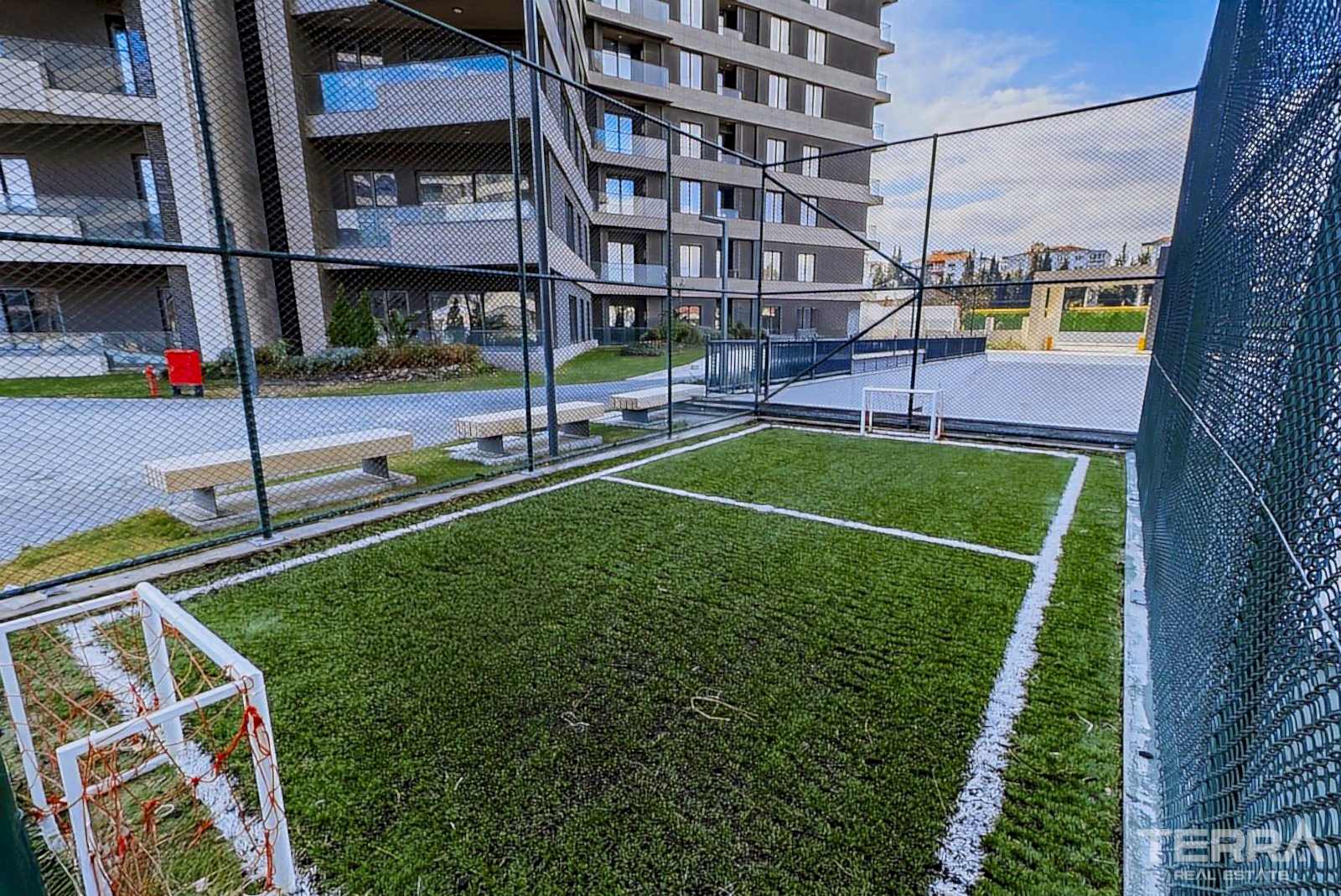 Centrally Located Apartments in Konak, Izmir, Turkey - 106372