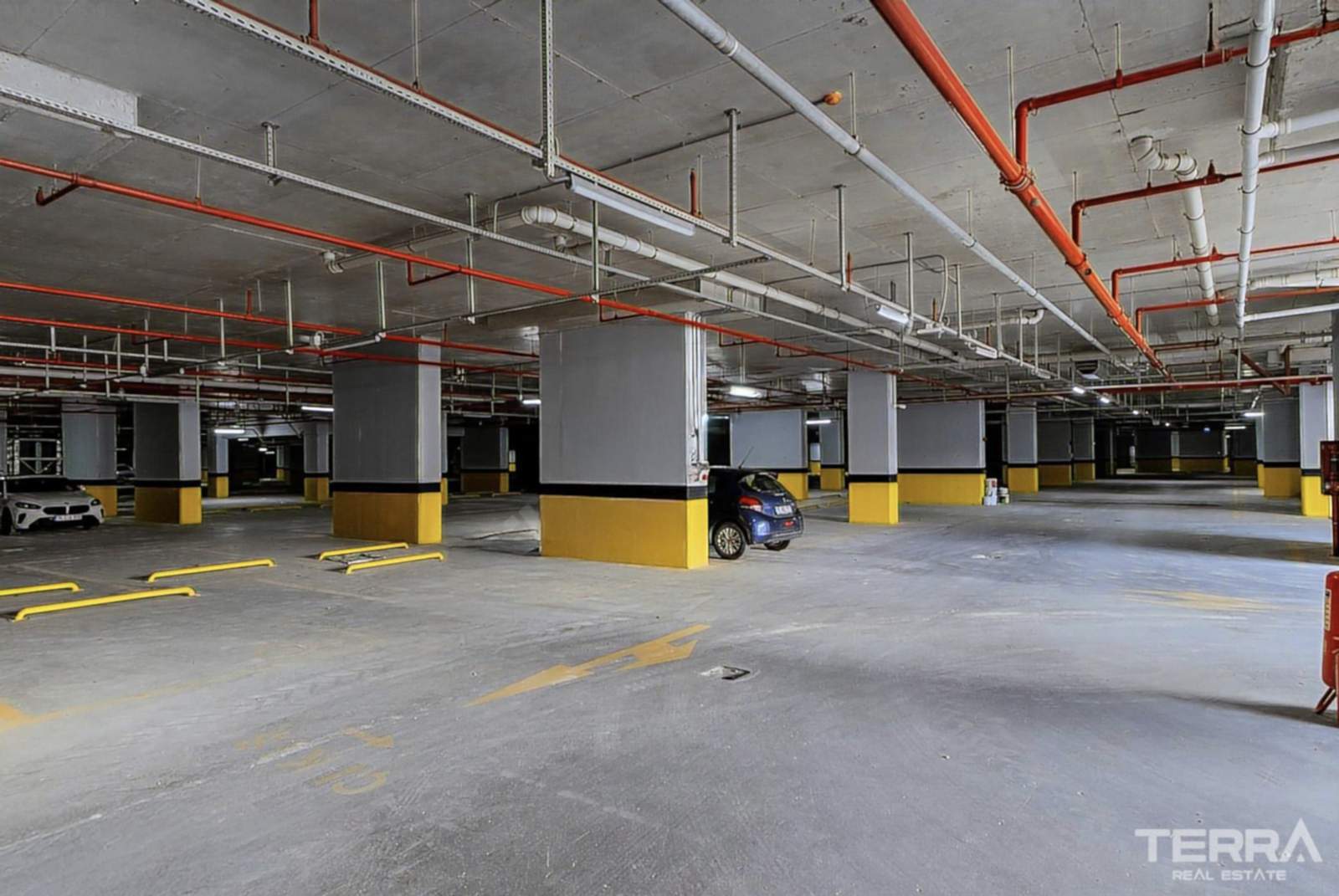 Centrally Located Apartments in Konak, Izmir, Turkey - 106378