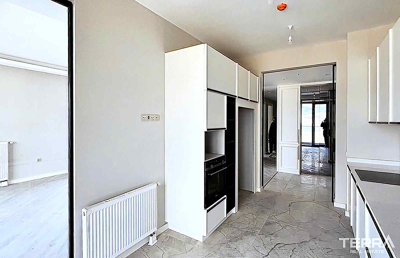 Centrally Located Apartments in Konak, Izmir, Turkey - 106383