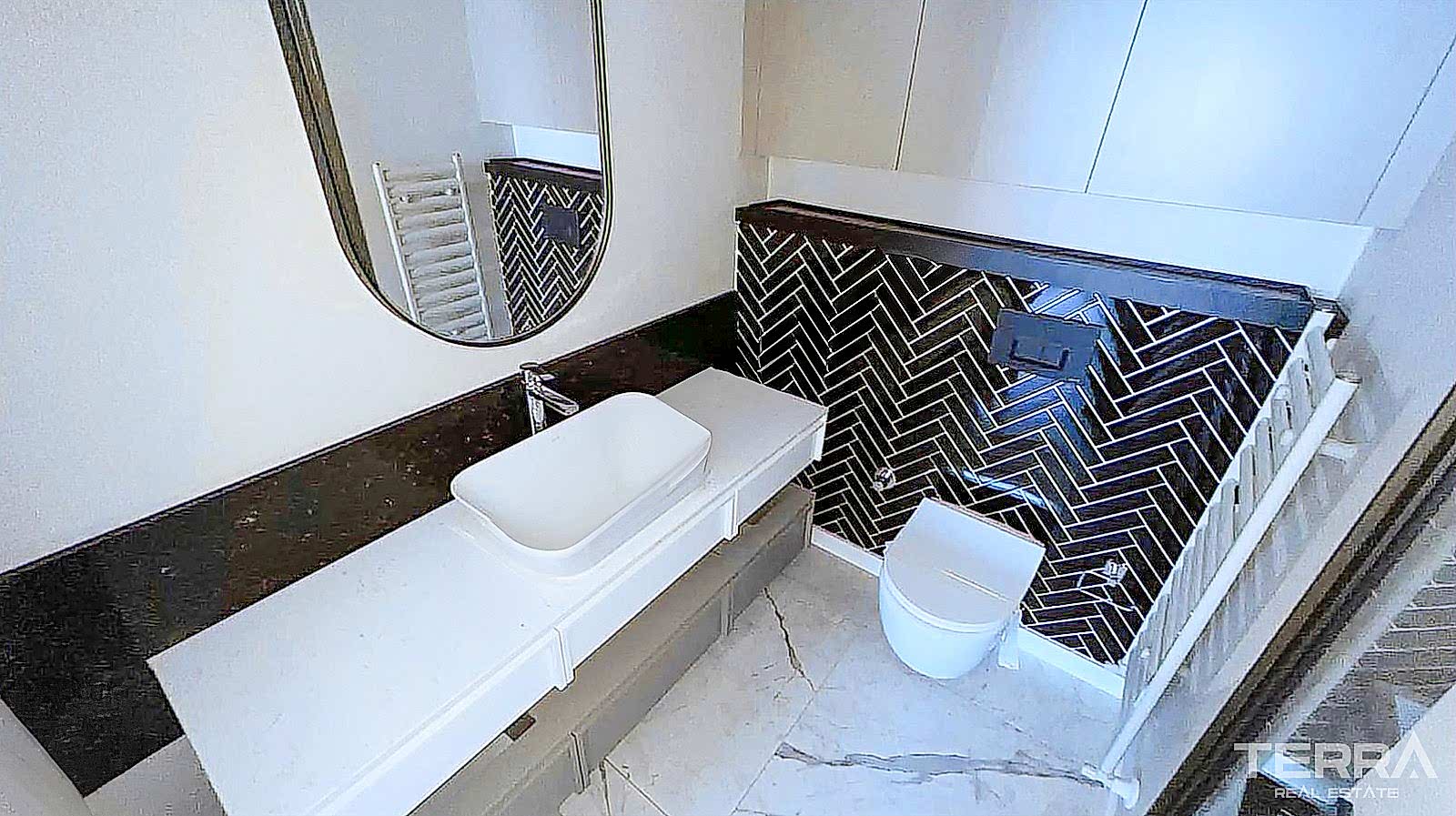 Centrally Located Apartments in Konak, Izmir, Turkey - 106390