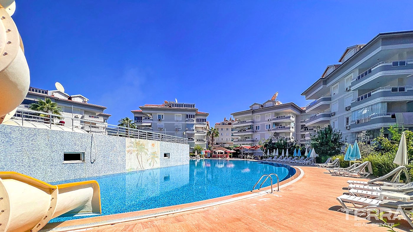 Apartment for Sale in Oba Crown Resort 1, Alanya, Turkey - 109565