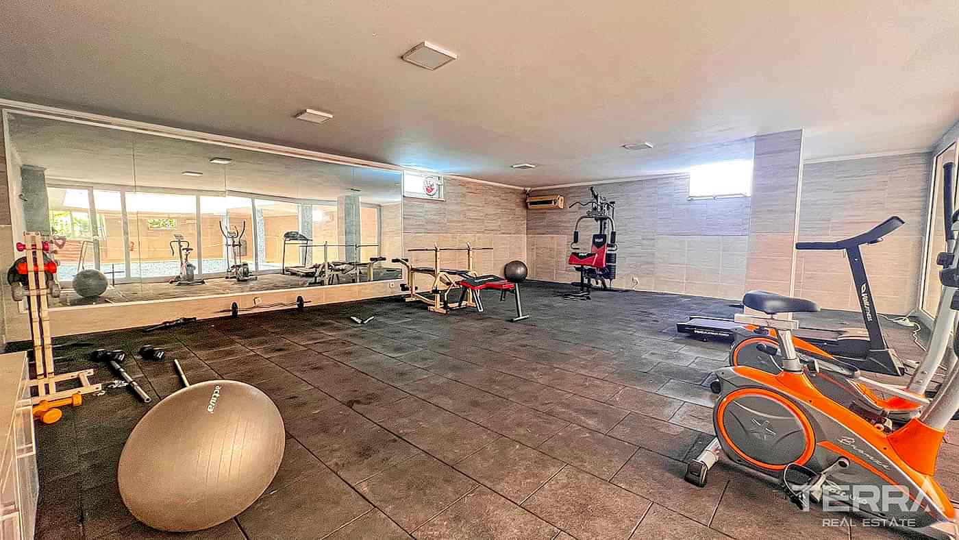 Apartment for Sale in Oba Crown Resort 1, Alanya, Turkey - 109567