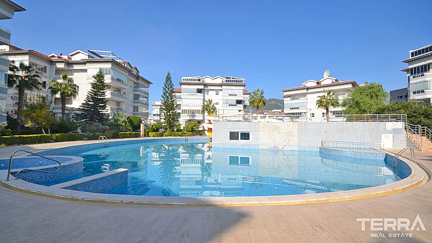 Apartment for Sale in Oba Crown Resort 1, Alanya, Turkey - 109574