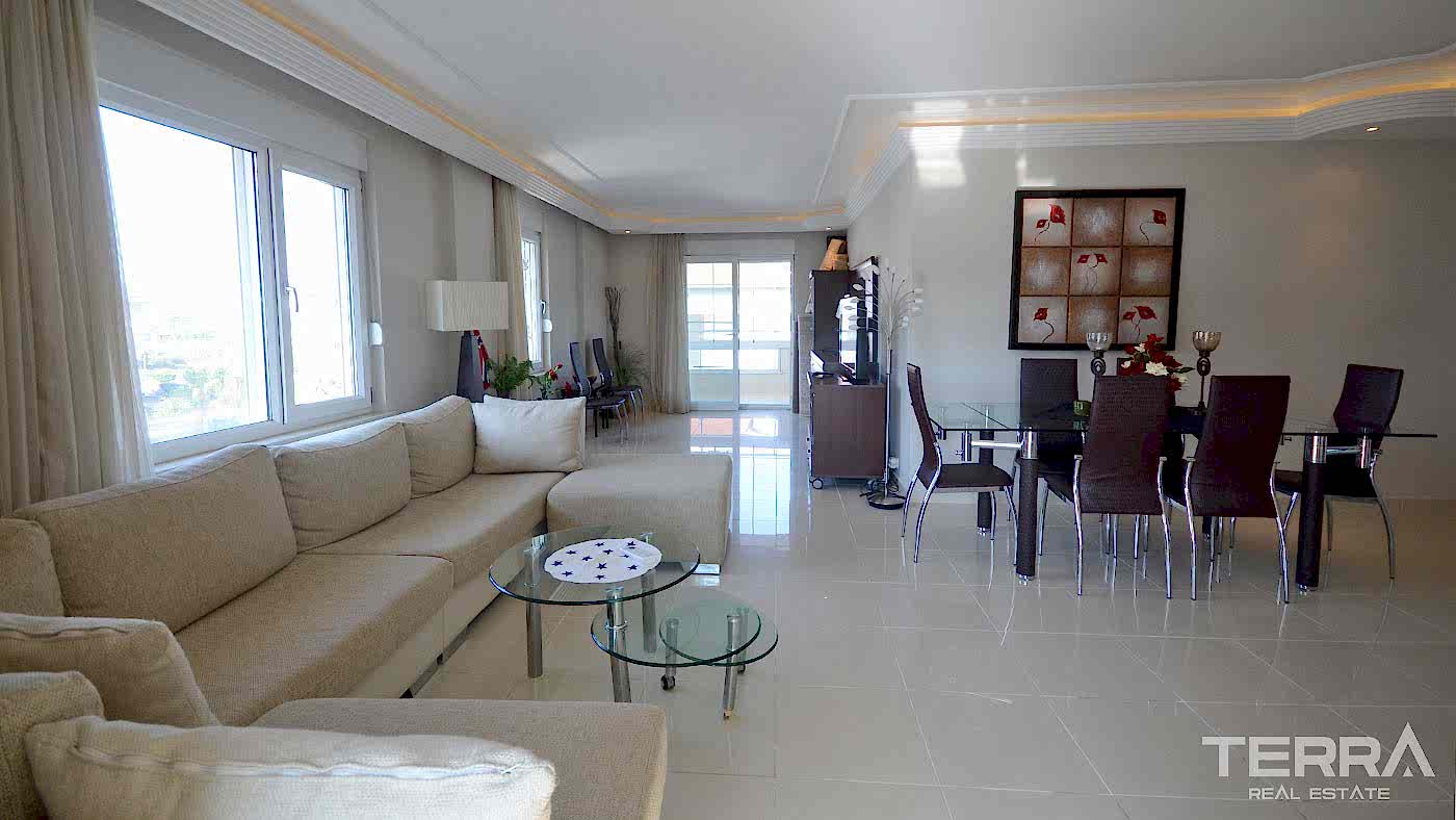 Apartment for Sale in Oba Crown Resort 1, Alanya, Turkey - 109579