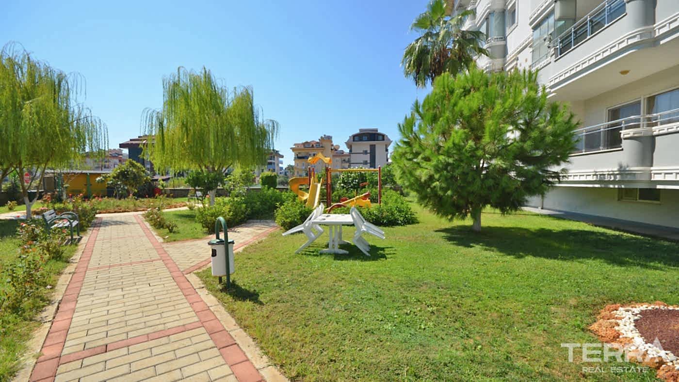 Apartment for Sale in Oba Crown Resort 3, Alanya, Turkey - 109627