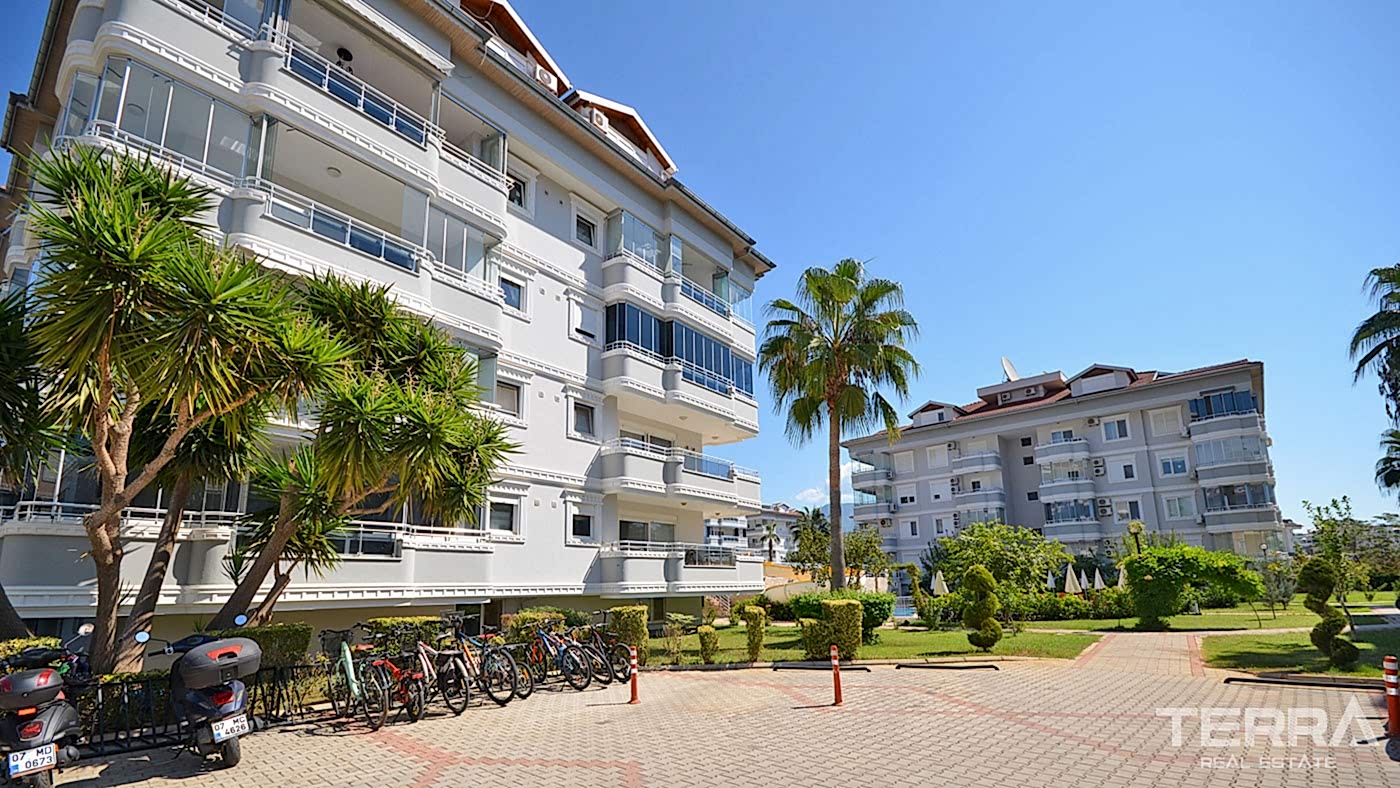 Apartment for Sale in Oba Crown Resort 3, Alanya, Turkey - 109631
