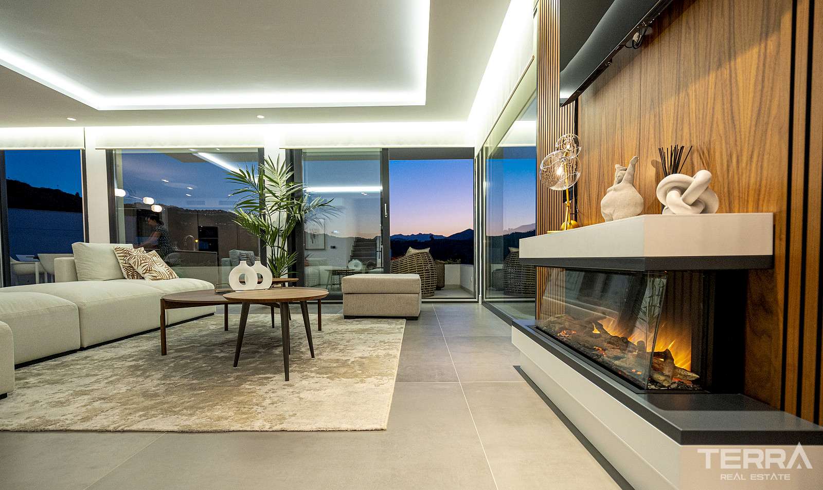 Golf Villas for Sale with Private Pool in Málaga, Mijas - 112353