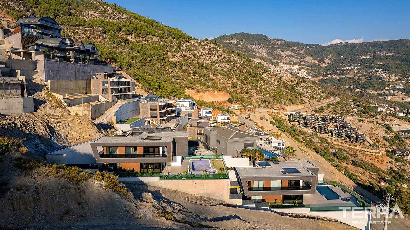 Sea View Villa for Sale in Tepe, Alanya, Turkey - 112969