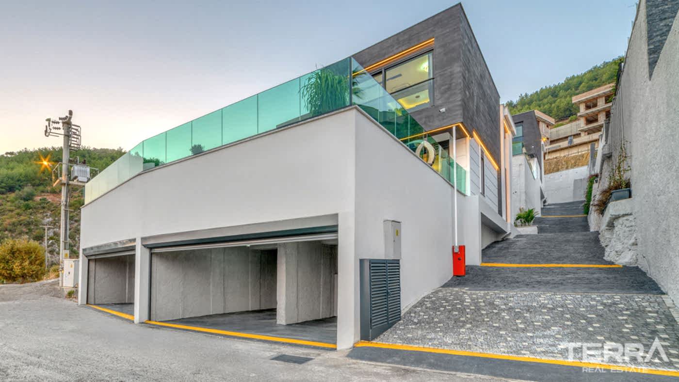 Sea View Villa for Sale in Tepe, Alanya, Turkey - 112977