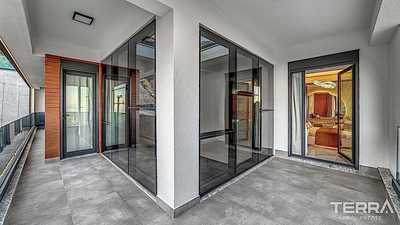 Sea View Villa for Sale in Tepe, Alanya, Turkey - 112993