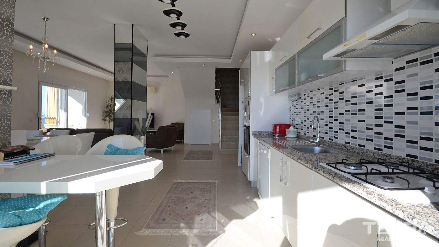 Sea View Apartment for Sale in Emerald Towers, Avsallar, Alanya - 113146