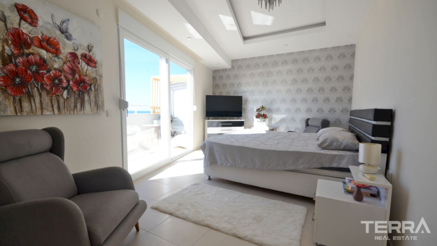 Sea View Apartment for Sale in Emerald Towers, Avsallar, Alanya - 113162